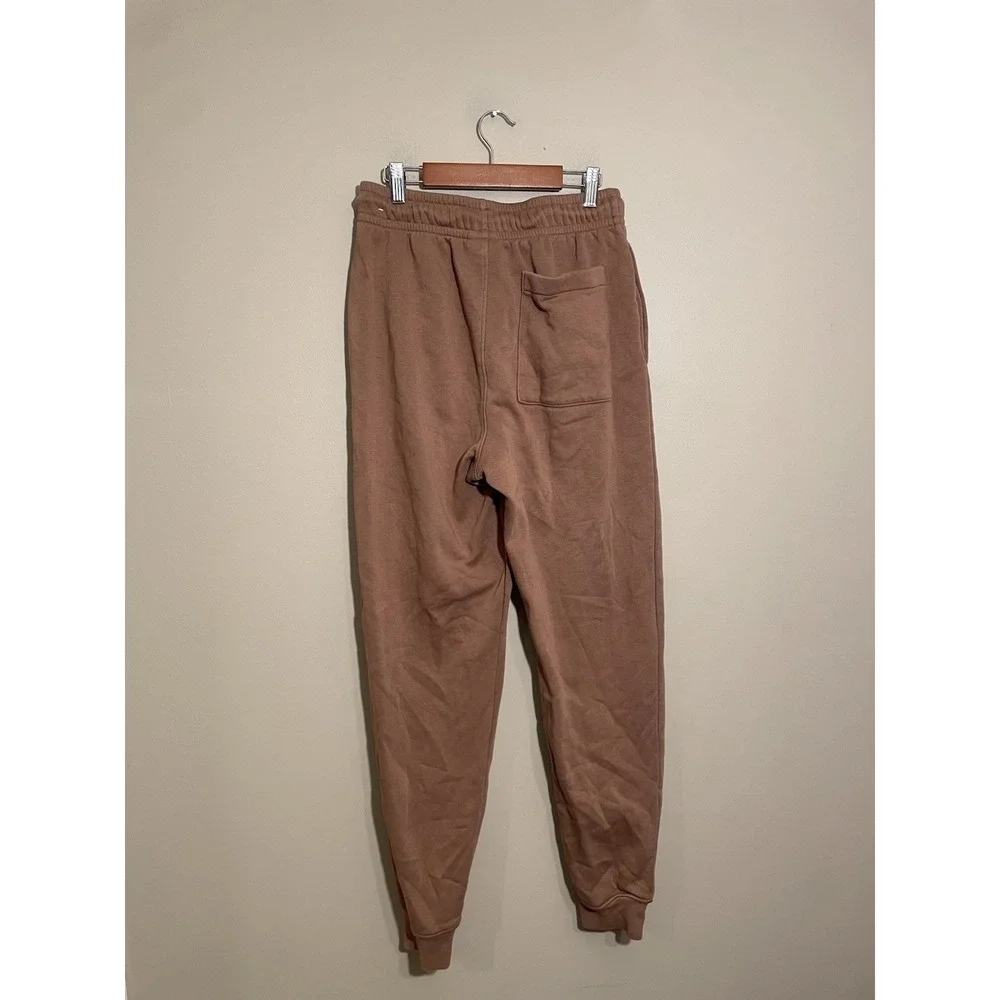 Air Jordan Brooklyn Fleece Sweatpants Joggers Men's Small FV7277 223 Tan